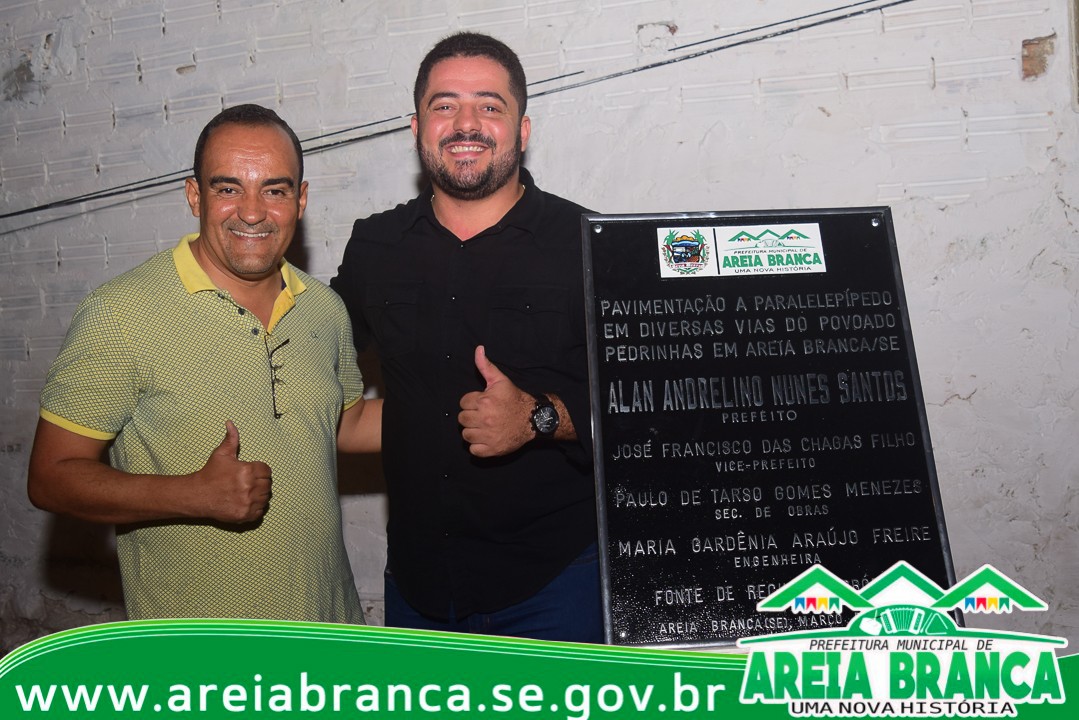 Imagem da galeria Prefeito Alan entrega pavimentação de ruas do Povoado Pedrinhas