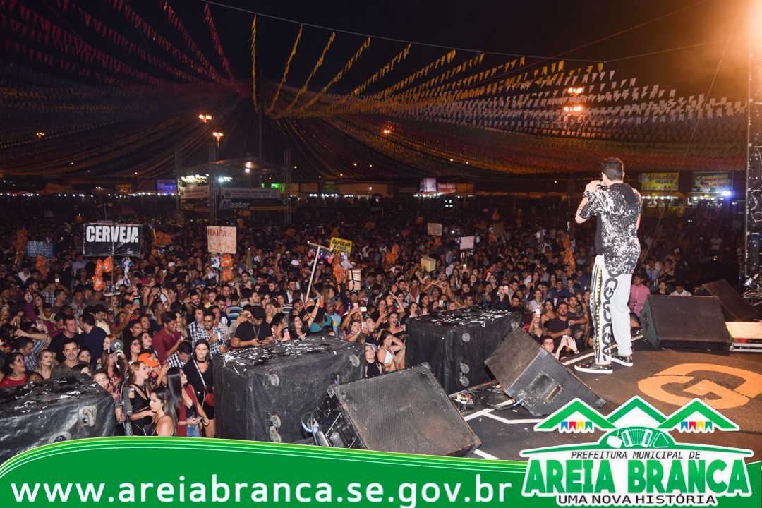 São João Pé no Chão de Areia Branca chega a terceira noite com sucesso de público