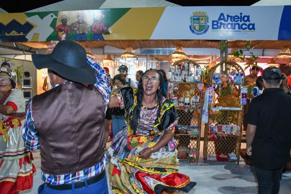 Areia Branca retorna ao cenário cultural do estado com presença na Feira do Caminhão