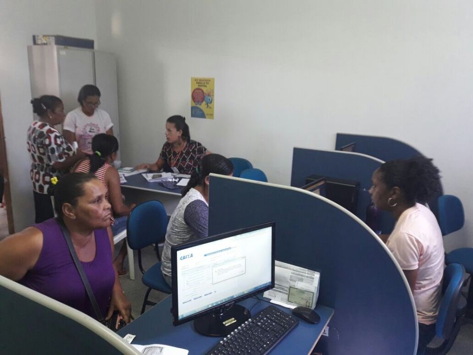 Prefeitura de Areia Branca realiza cadastramento de famílias para a distribuição do peixe da Semana Santa