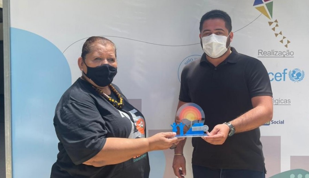 Areia Branca recebe prêmio pela conquista do Selo Unicef