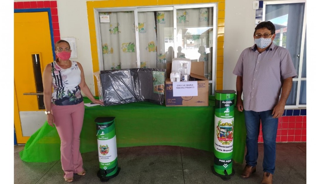 Areia Branca: escolas municipais e estaduais recebem materiais para proteção dos alunos contra a Covid-19
