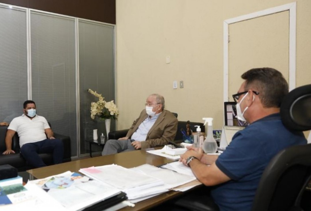 Prefeito Alan de Agripino se reúne com Secretário de Segurança Pública, e reivindica reforço para Areia Branca