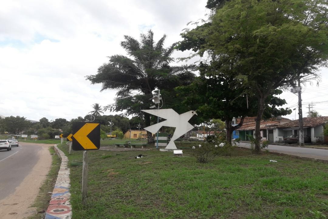 Prefeito Alan assina ordem de serviço para reformas e construção de praça em Areia Branca